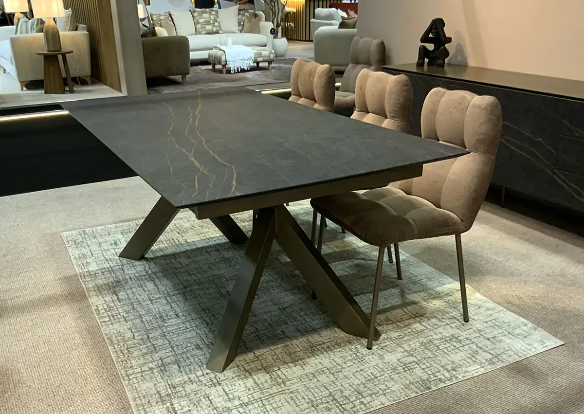 Alps Table and Forest Chairs